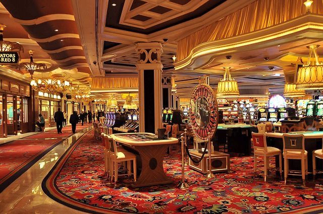 777 Slots Live Casino